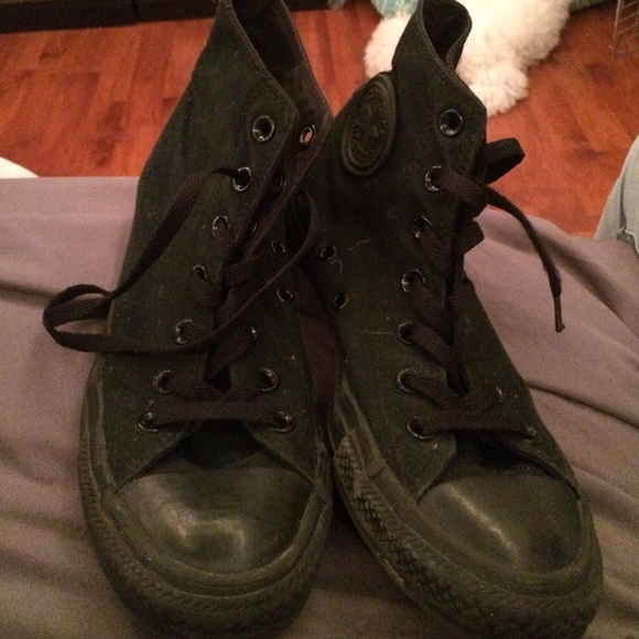 All black converse