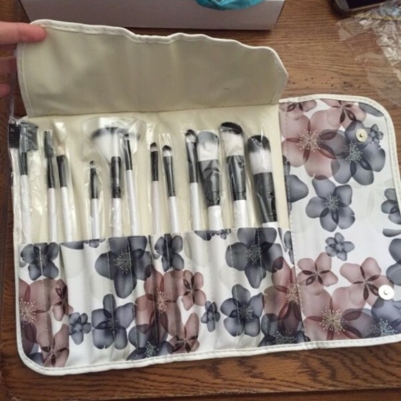 Make up brushes