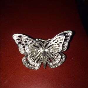 Butterfly stretch ring