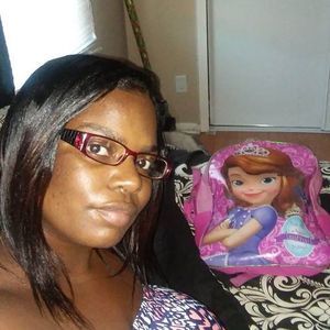 Meet your Posher, Alisha