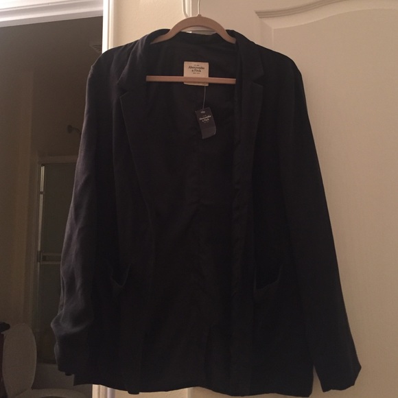 NWT Abercrombie and Fitch Black Blazer