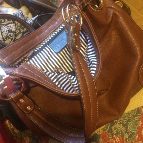 Charming Charlie purse