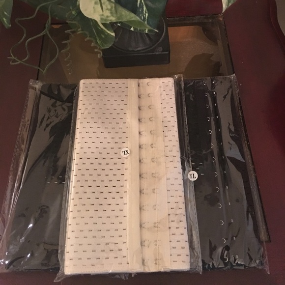 4 Bones Waist Trainer - Picture 3 of 4