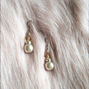 little delicate pearl earrings
