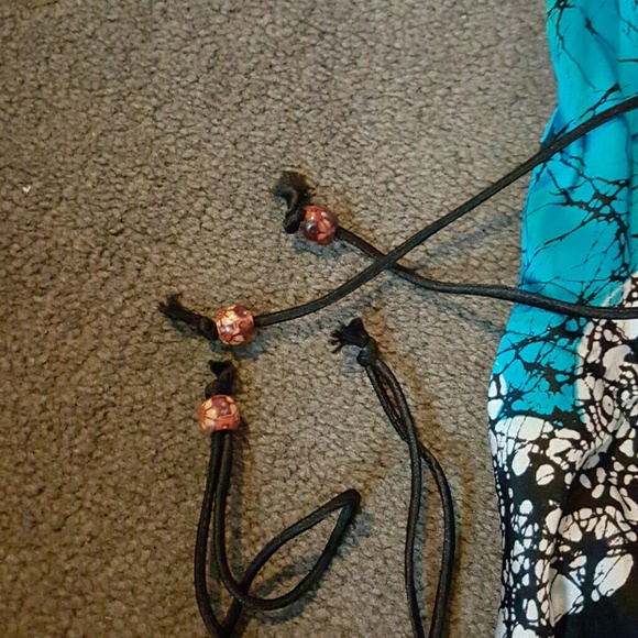 Dress - Picture 2 of 4