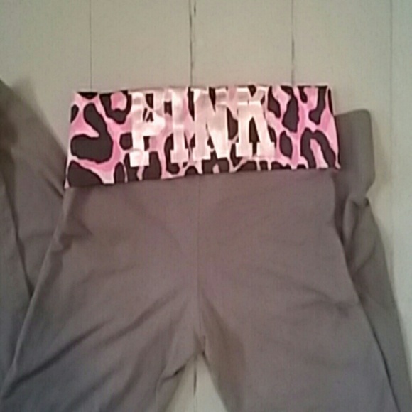 VS Pink yoga pants