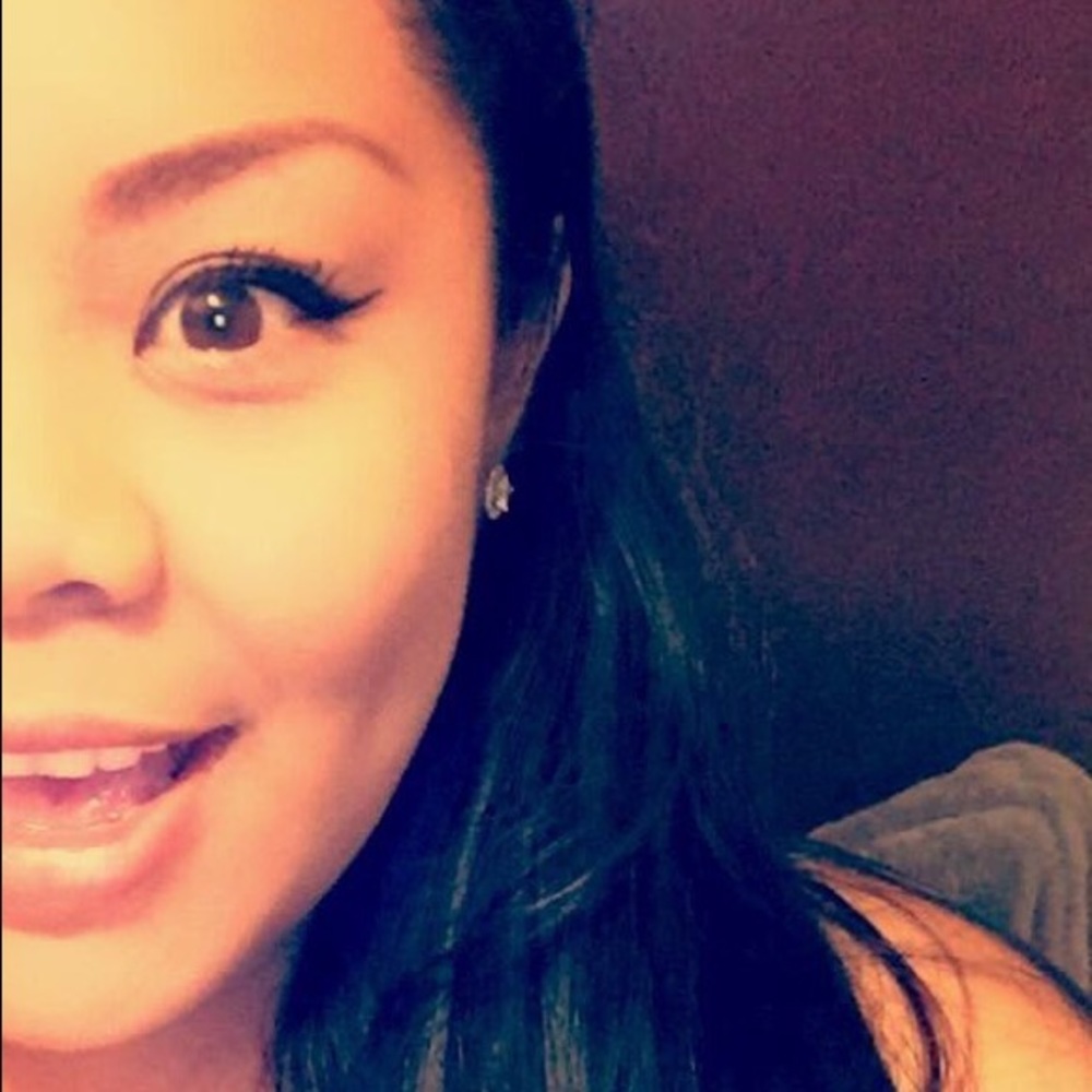 Meet your Posher, Kendra