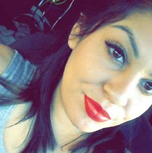 Meet your Posher, Sandra