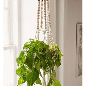 Urban outfitters Iris macrame hanging planter