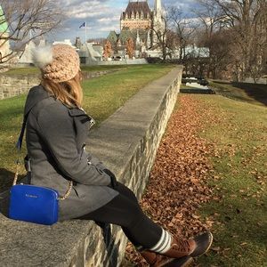 Meet your Posher, Lisa