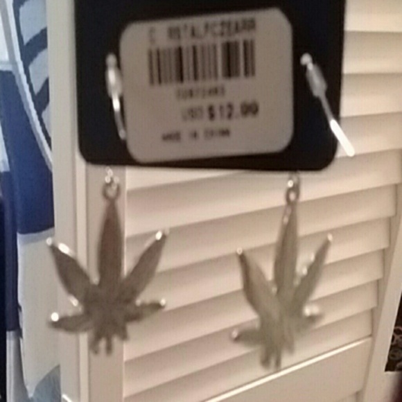 Tree Dangle earrings - Picture 3 of 3