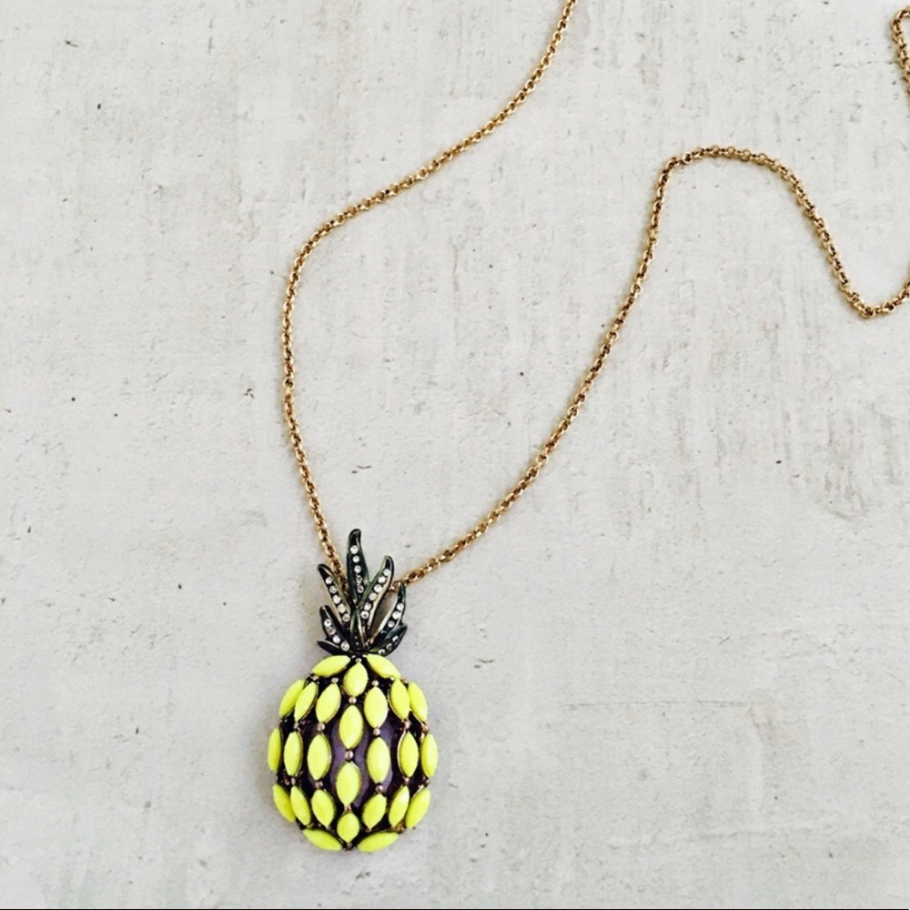 Pineapple long pendant necklace - Picture 3 of 7