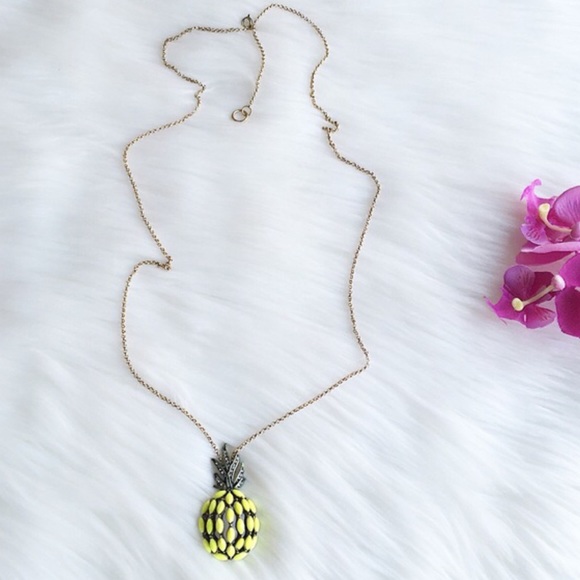 Pineapple long pendant necklace - Picture 2 of 7