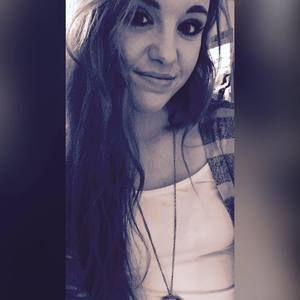 Meet your Posher, Savannah