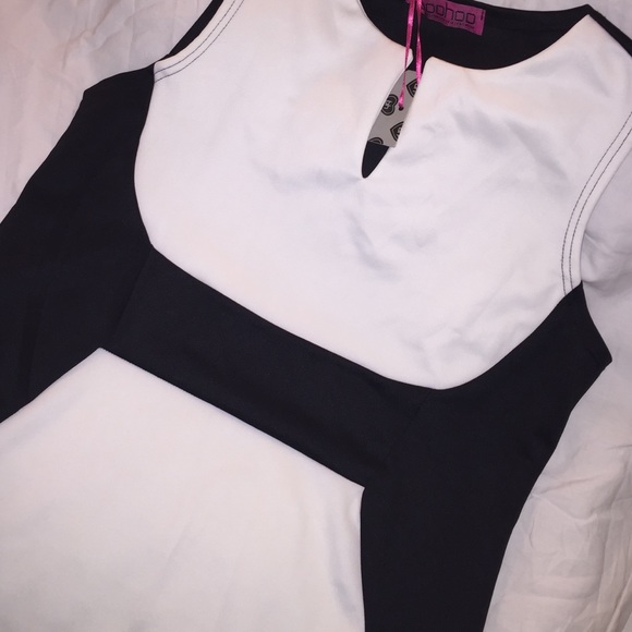 Dress - Picture 1 of 1