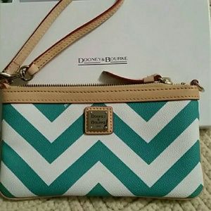 Dooney and Bourke Chevron Wristlet