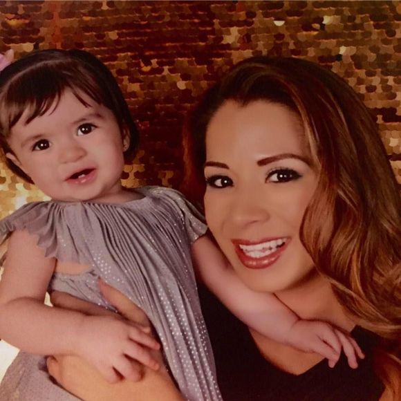 Meet your Posher, Yvett - Picture 1 of 1