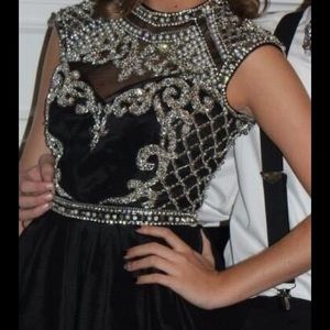 Sherri Hill homecoming dress