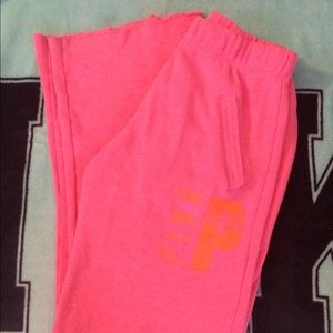 VS Pink sweats. Size xs. 👛💄👠 TRADE ONLY!!!