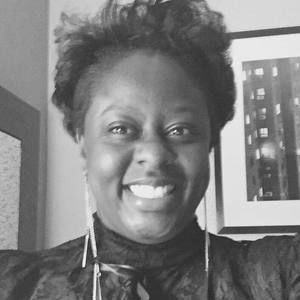 Meet your Posher, Andrea