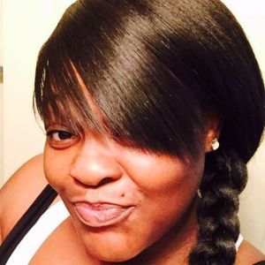 Meet your Posher, Stacy