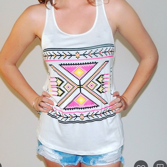 Aztec tank top - Picture 2 of 2