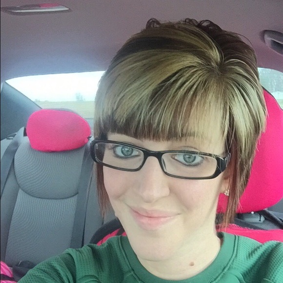 Meet your Posher, Ericka