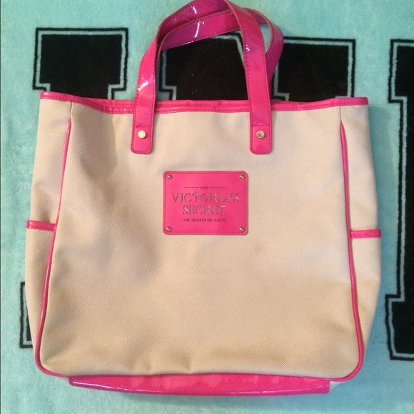 VS tote bag.