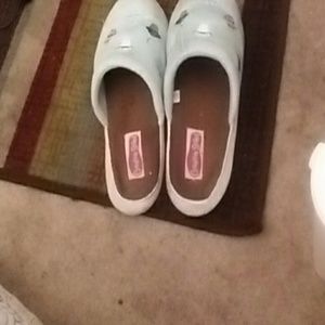 Meet your Posher, Trishanna