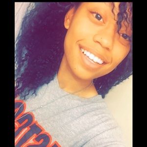 Meet your Posher, Krystal