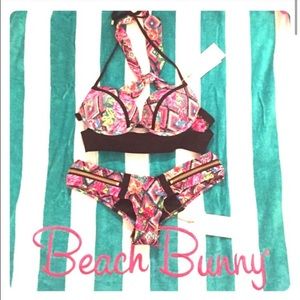 NWT Beach Bunny Strawberry Fields Bikini