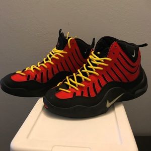 NIKE "BAKIN" 2015 RELEASE YOUTH SIZE 6.5
