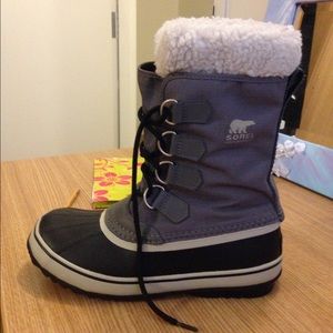 Sorel Winter Carnival (size 8)