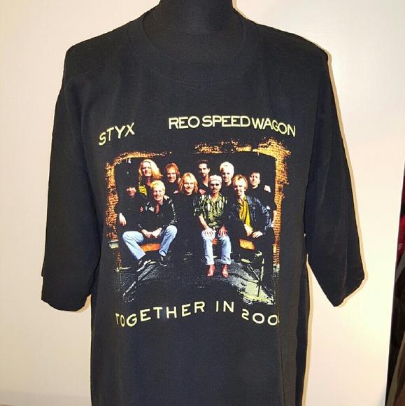 Black STYX  REO SPEEDWAGON concert T shirt