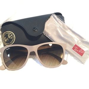 Ray-ban Matte Beige Wayfarer 💯 authentic