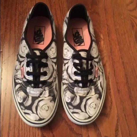 Black n White Floral Vans