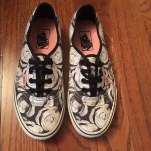 Black n White Floral Vans