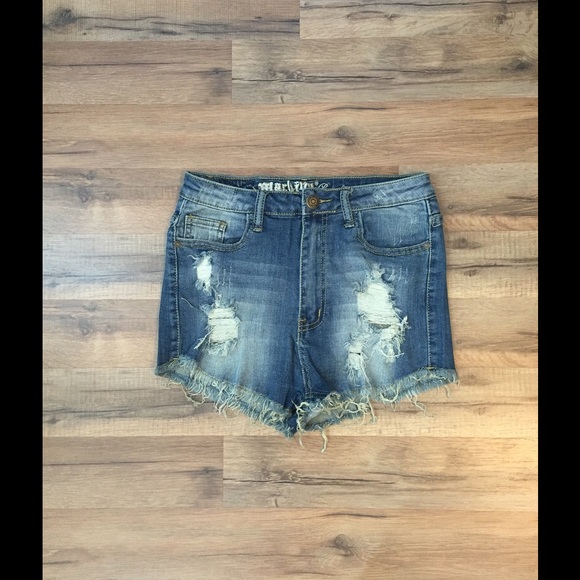 SALE🌟HIGH WAISTED JEAN SHORT - Picture 2 of 5