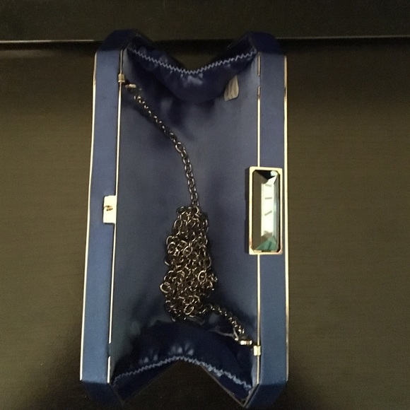 Blue clutch purse - Picture 2 of 2