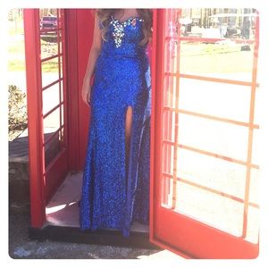 Blue prom/homecoming dress