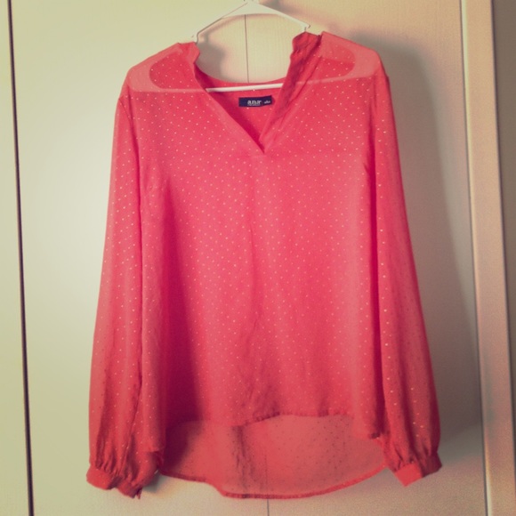 Beautiful Coral Long Sleeve Blouse-Like. - Picture 1 of 4