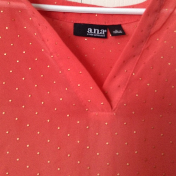 Beautiful Coral Long Sleeve Blouse-Like. - Picture 2 of 4