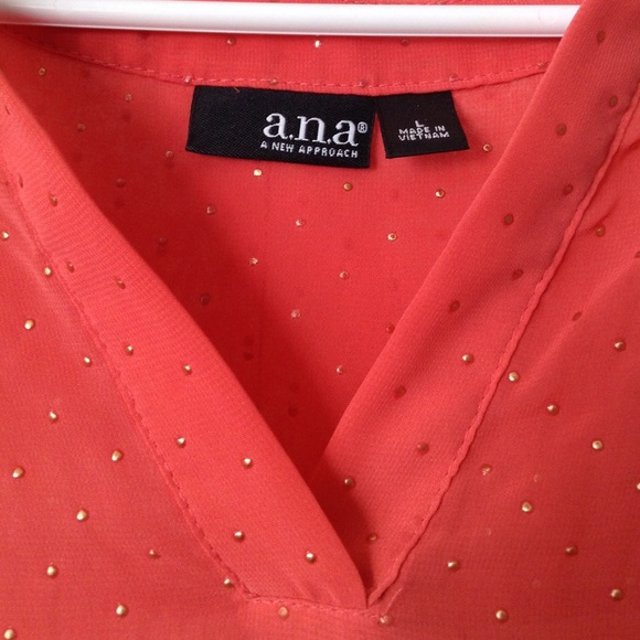 Beautiful Coral Long Sleeve Blouse-Like. - Picture 3 of 4