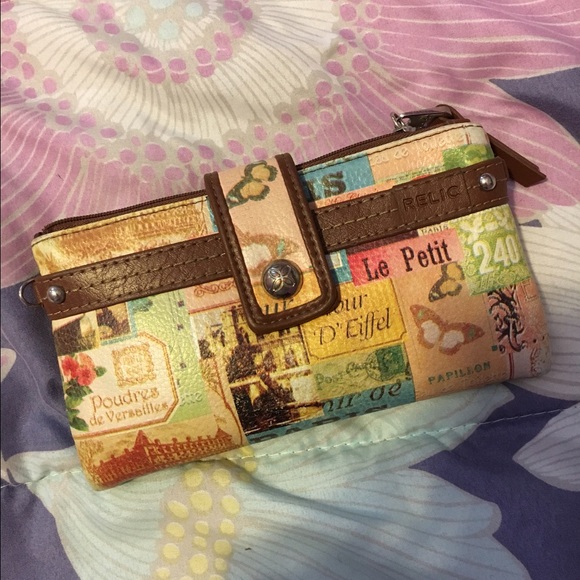 Paris-Themed Vintage Style Wallet