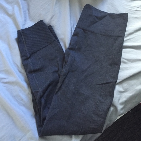 Lululemon ebb to street pants - charcoal