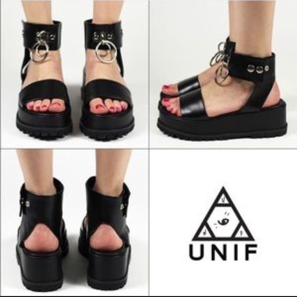 UNIF Vault Sandal