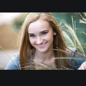 Meet your Posher, Abby