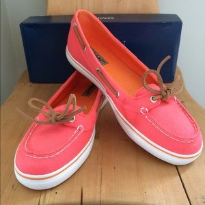 NWT Sperry Top-Siders in Neon Salmon