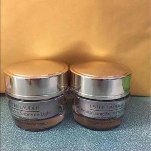 2 Estée Lauder Global Anti-Aging Creme. never open