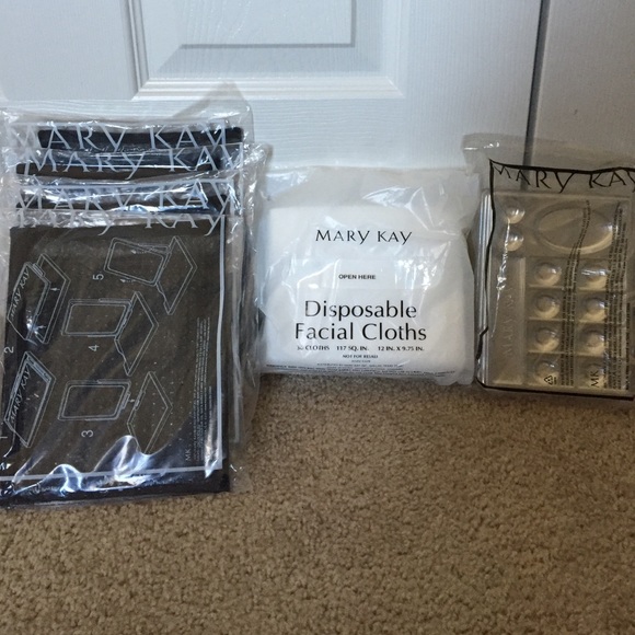 Mary Kay Makeup Bag Accessories
